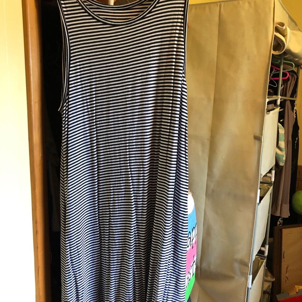 Sleeveless t-shirt dress